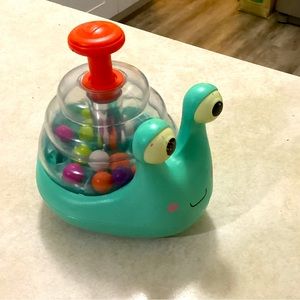 B by battat glow snail popper